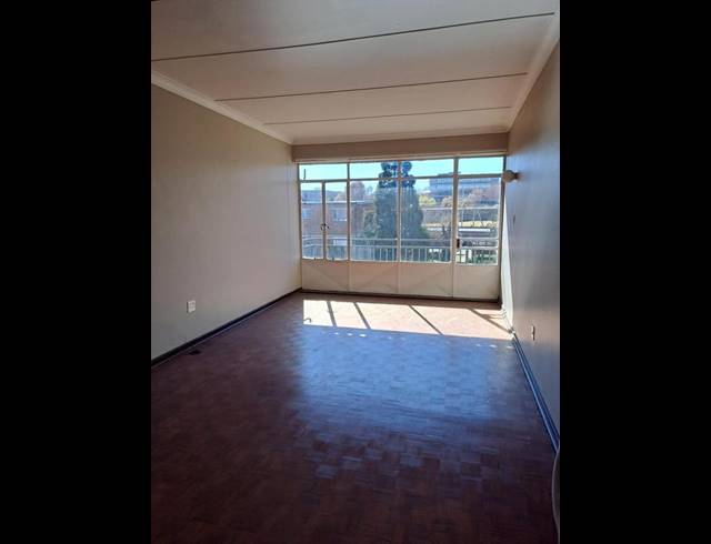 1 BEDROOM PROPERTY TO RENT IN FLORIDA LAKE